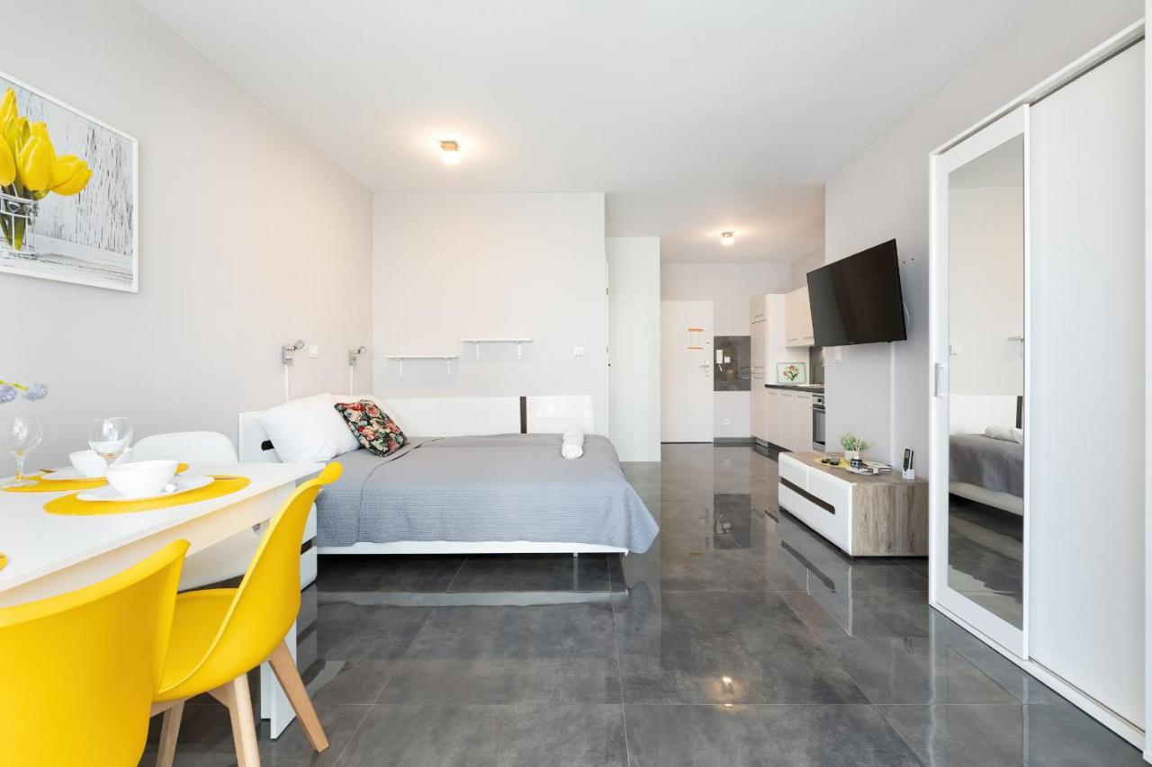 Apartamenty Paraiso By Noclegi Renters Łukęcin Eksteriør bilde